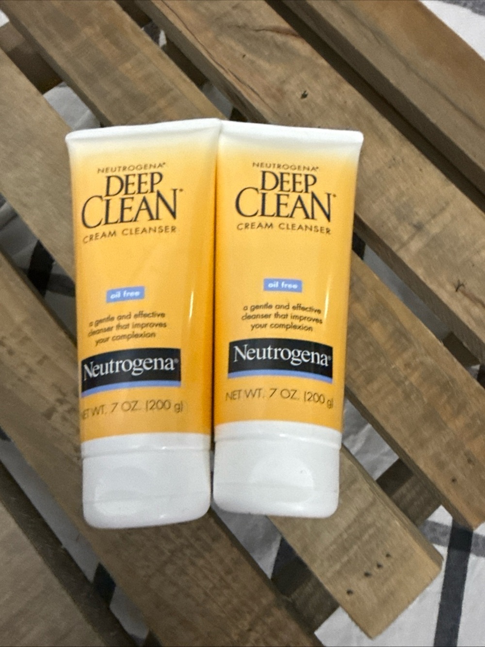 2~Neutrogena Deep Clean Cream Cleanser -